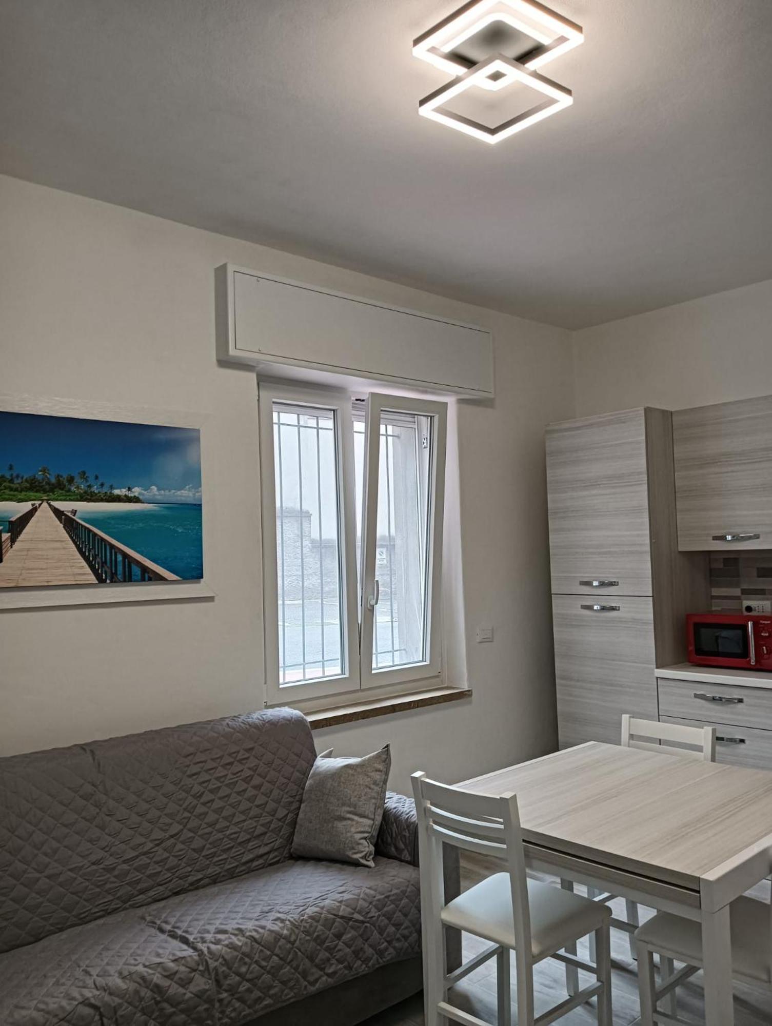 Apartment Holidays *